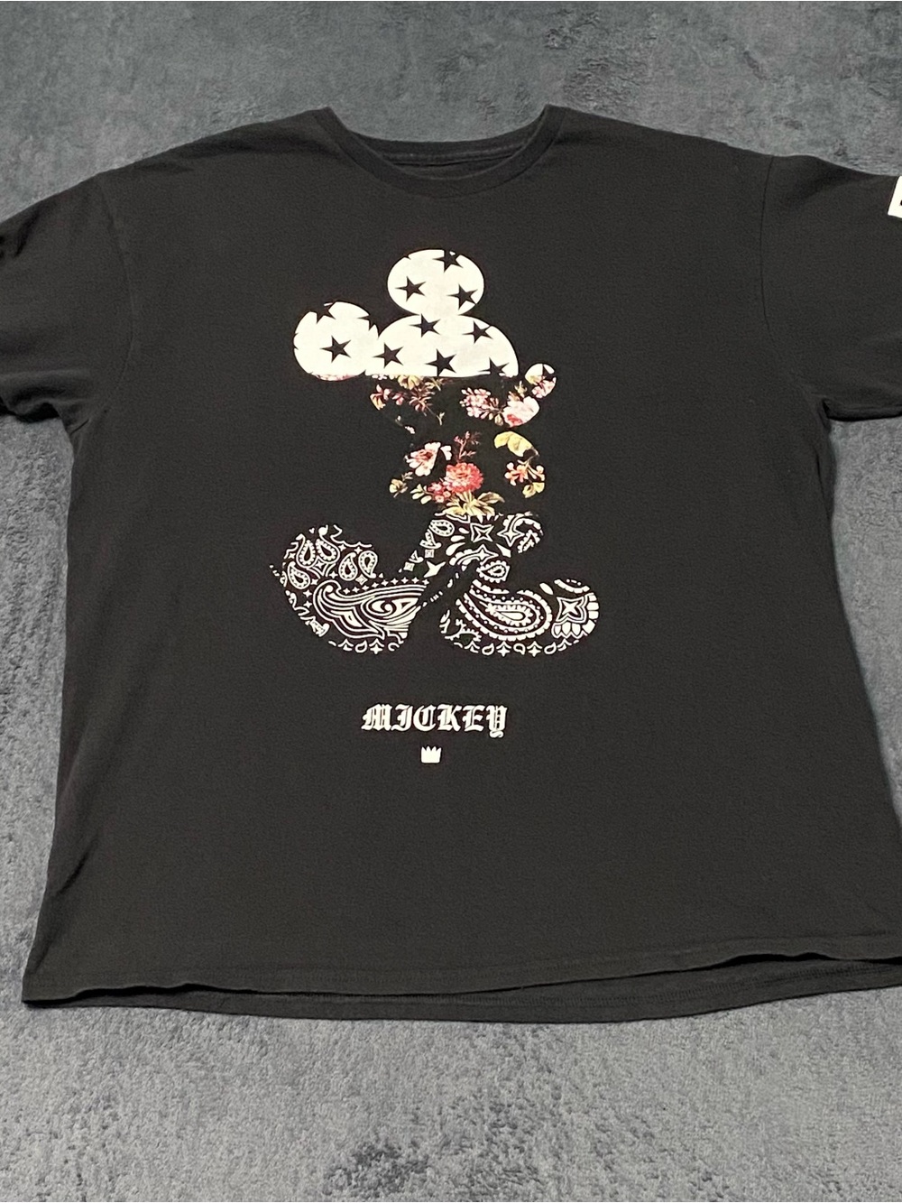Disney Neff Mickey Mouse Shirt Mens Large Black Graphic Tee Floral Paisley Logo